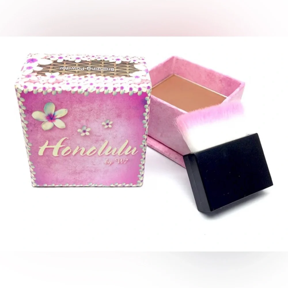 W7 Honolulu Bronzing Powder with Brush - Brown, New in Box